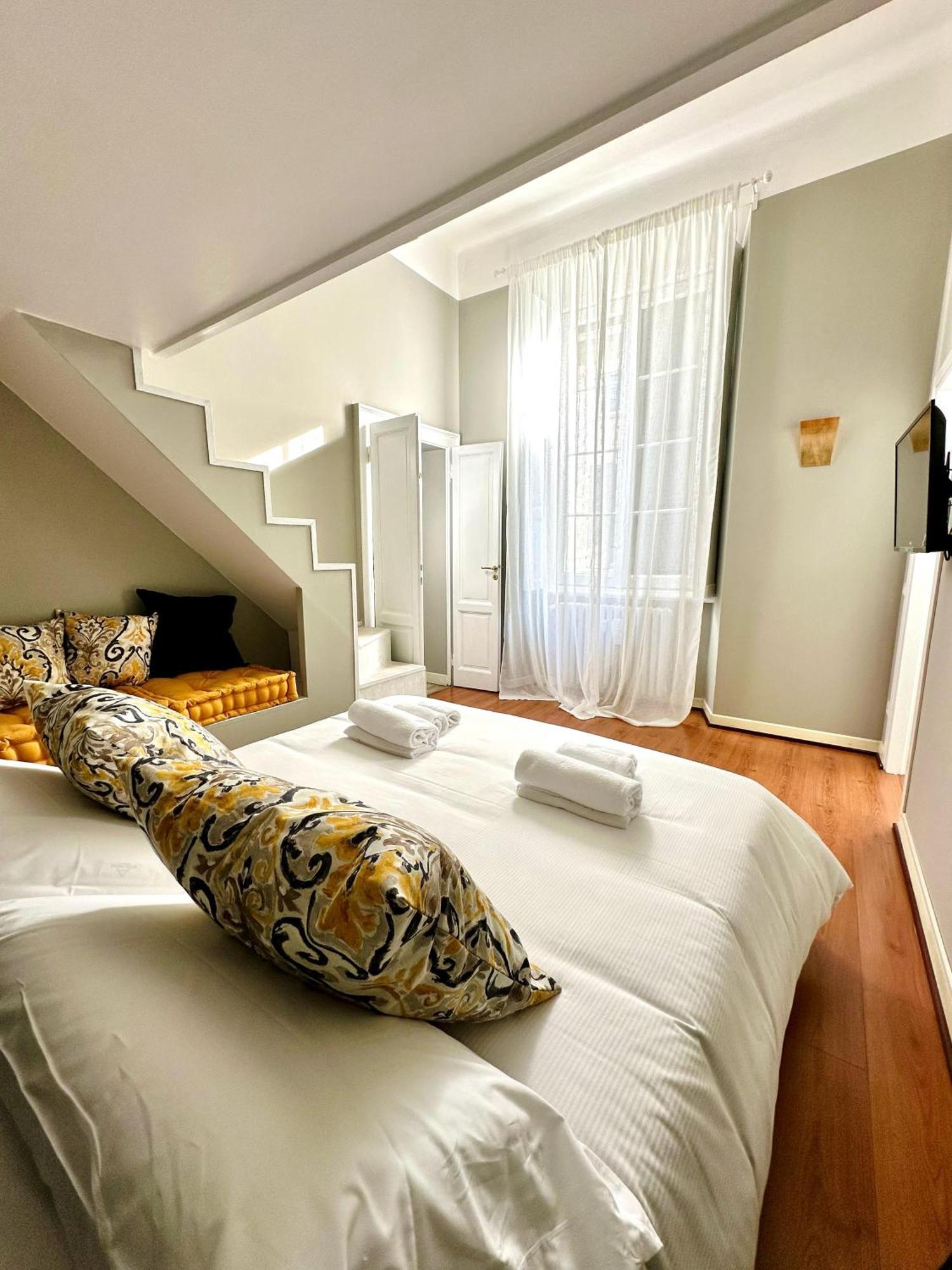 Nerino House, Elegante E Tranquillo Appartamento A 5 Minuti Dal Duomo ミラノ エクステリア 写真